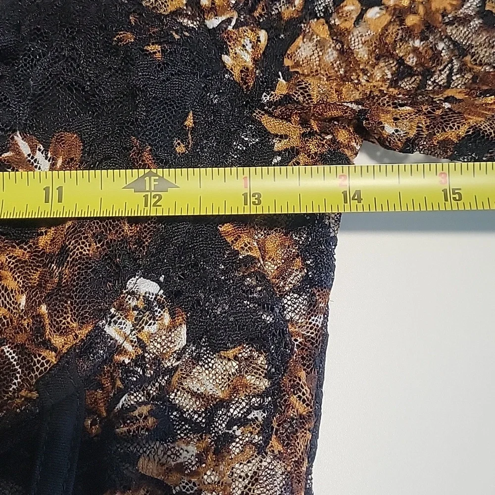 Floral Lace Long Sleeve Bodysuit Sz L